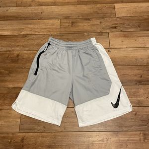 Nike logo dri fit shorts white grey medium